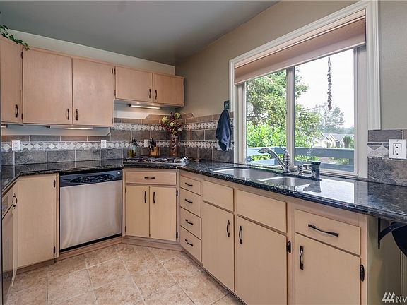 5th image of 26310 20th Ave S