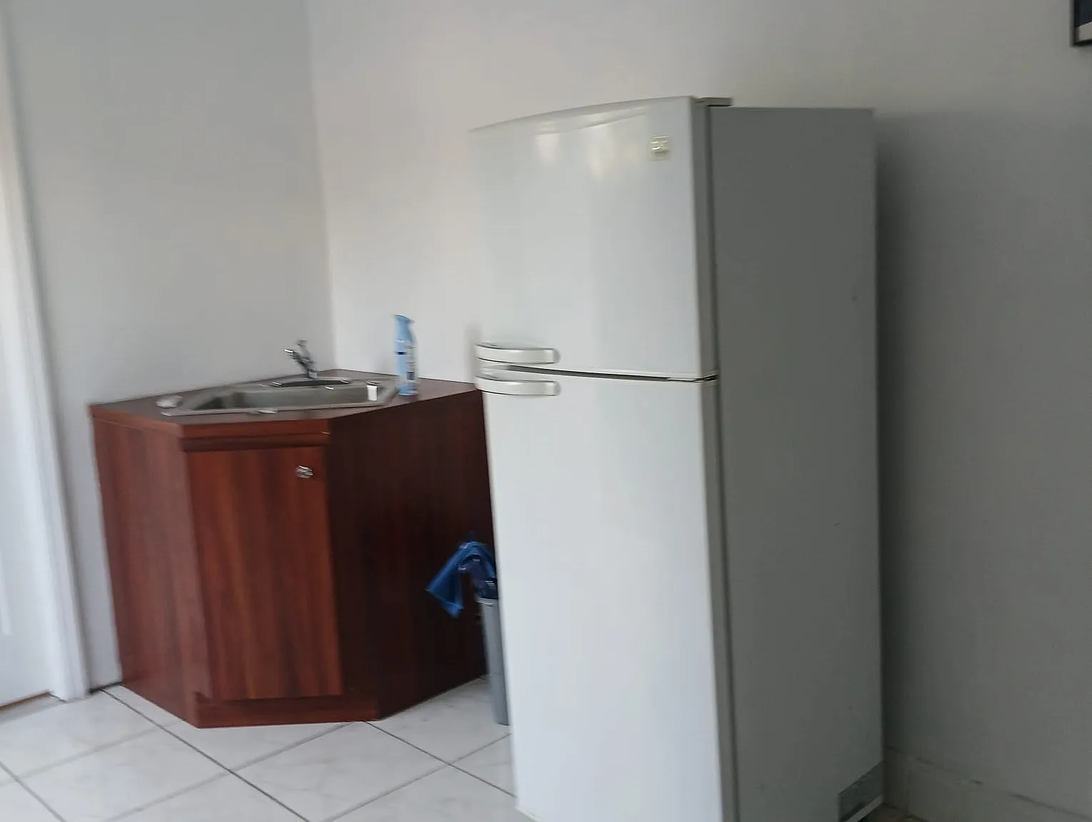 Studio, 830 sqft, $700 — Photo 1