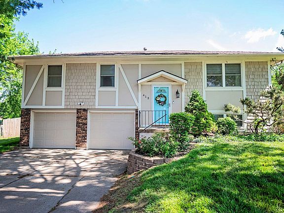 5th image of 413 SE Lana Ct #Id1061115p