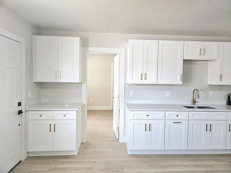 1919 Dr Martin Luther King Jr St S #1923 — Photo 2