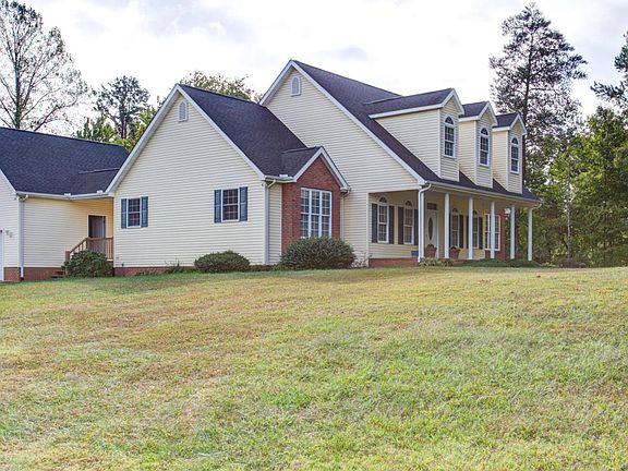 2nd image of 1822 Greenwell Dr