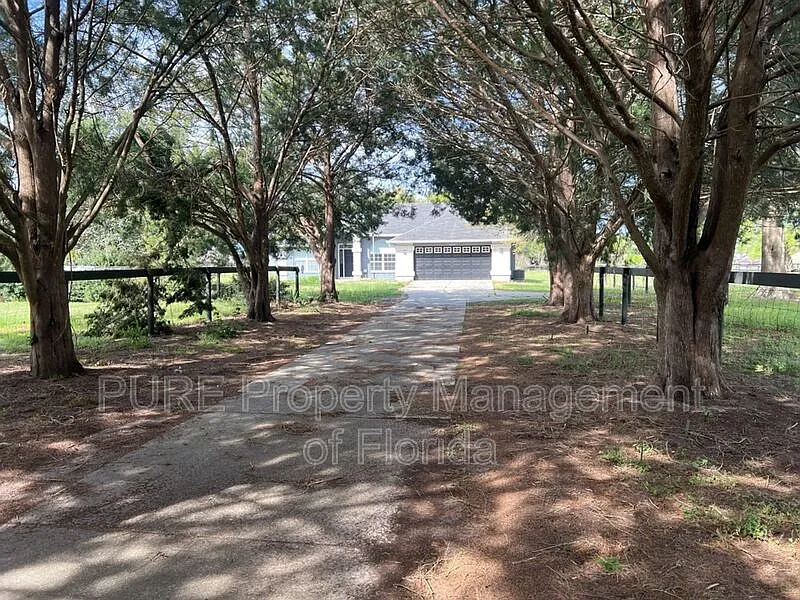 Building Photo - 14232 SW 8th Ave