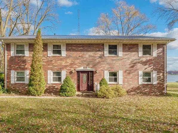 706 Ross Ave, Warsaw, IN 46580