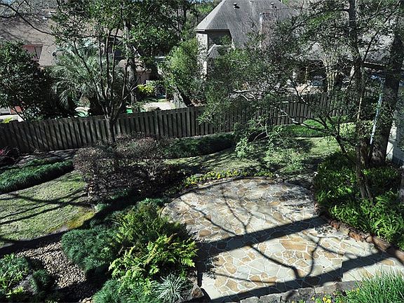 3rd image of 2707 Woodland Ridge Dr