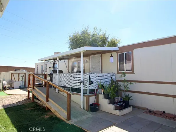 11423 Chamberlaine Way Space 58, Adelanto, CA 92301