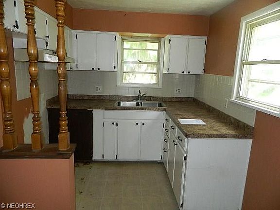 4th image of 746 E 342nd St