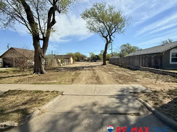 912 N Taylor Ave, Garden City, KS 67846