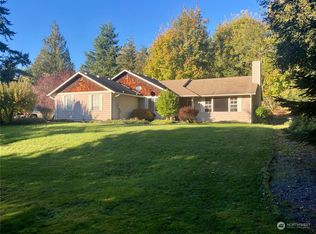 370 Shepards Ln, Camano Island, WA 98282