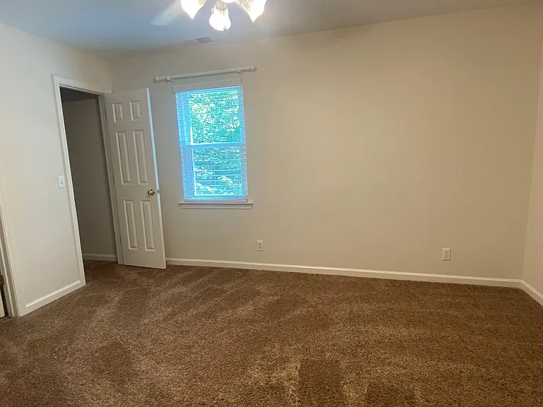 1309 Moice Dr — Photo 10