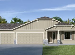 1179 Fairway Rd #130, Madras, OR 97741