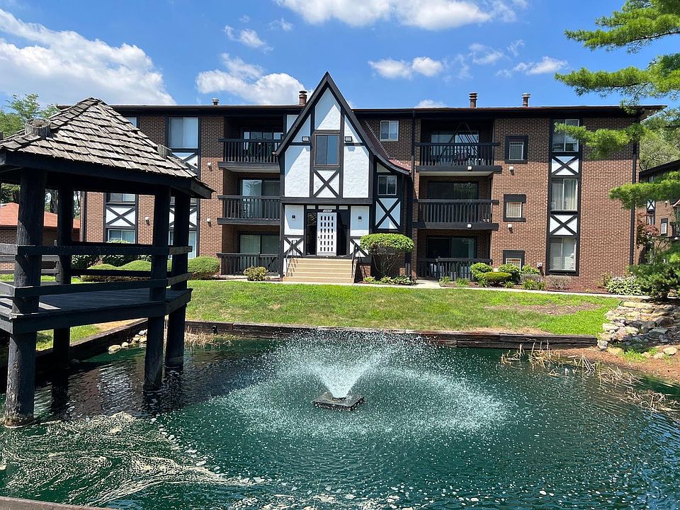 1st image of 13615 Royal Ct APT 311