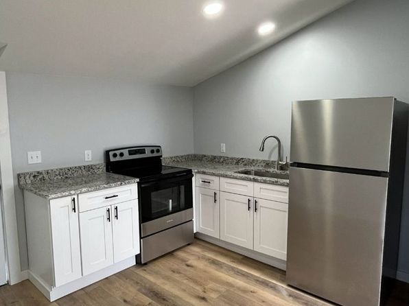 2820 SE Massachusetts Ave #2