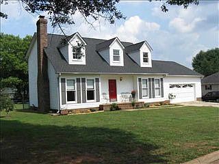 1st image of 414 Plano Dr