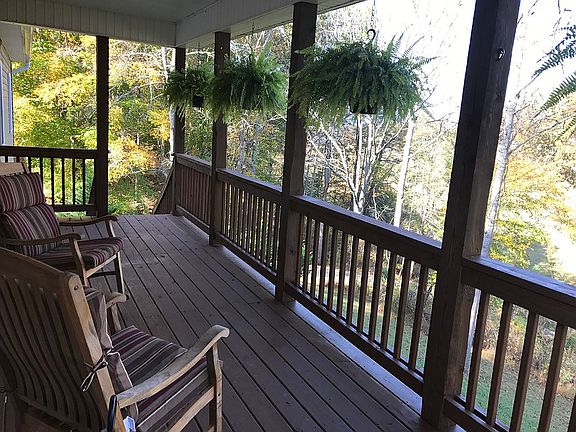 5th image of 6 Shady Bluff Ln