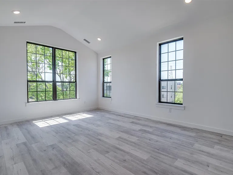 4808 San Jacinto St #101 — Photo 13