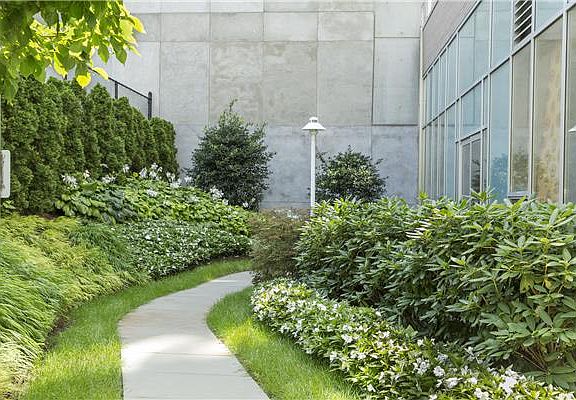 4th image of 229 W 60th St APT 3H