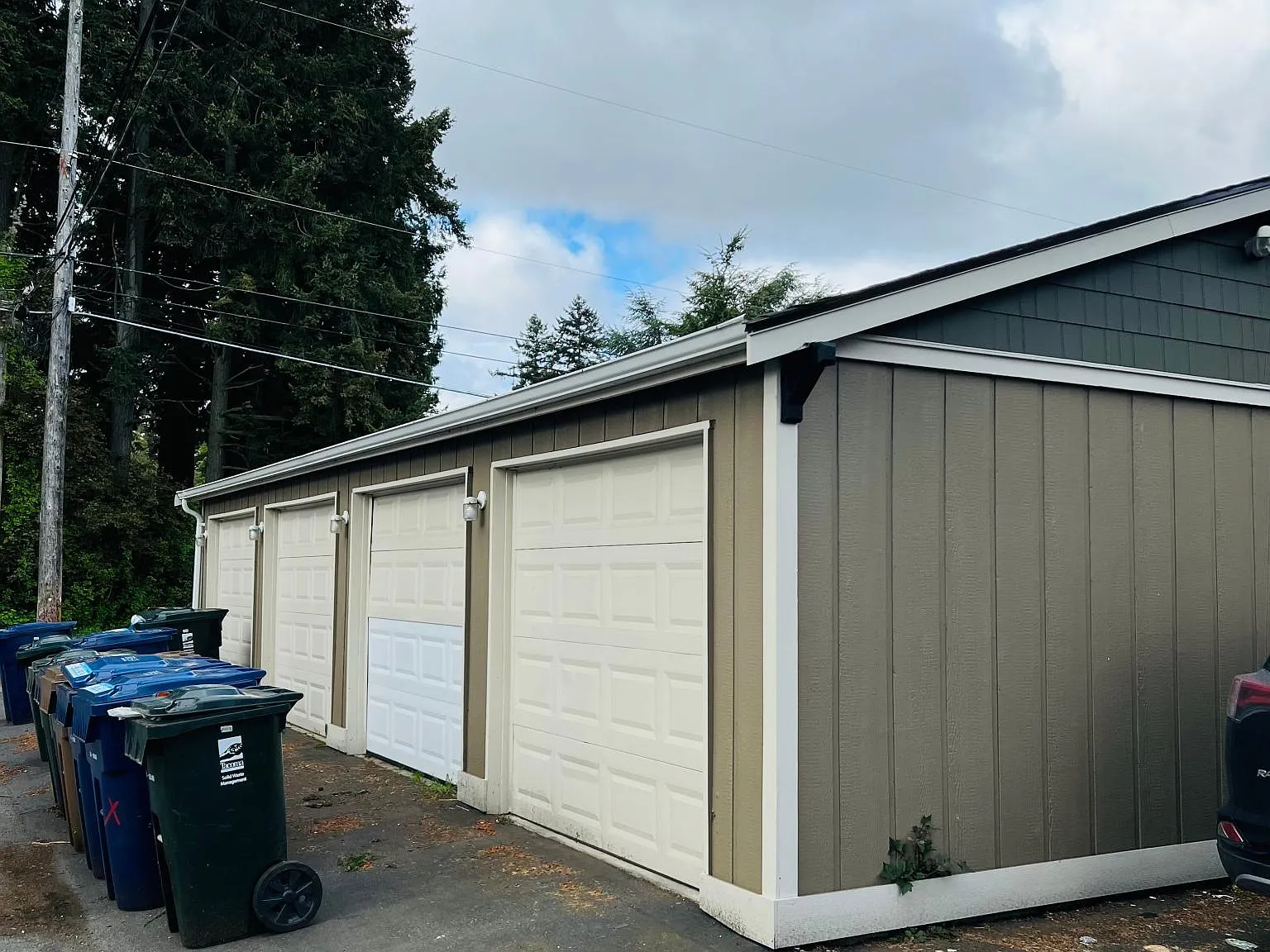 2 bed, 1025 sqft, $1,875 — Photo 3