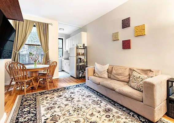 Sold by Compass | media 1