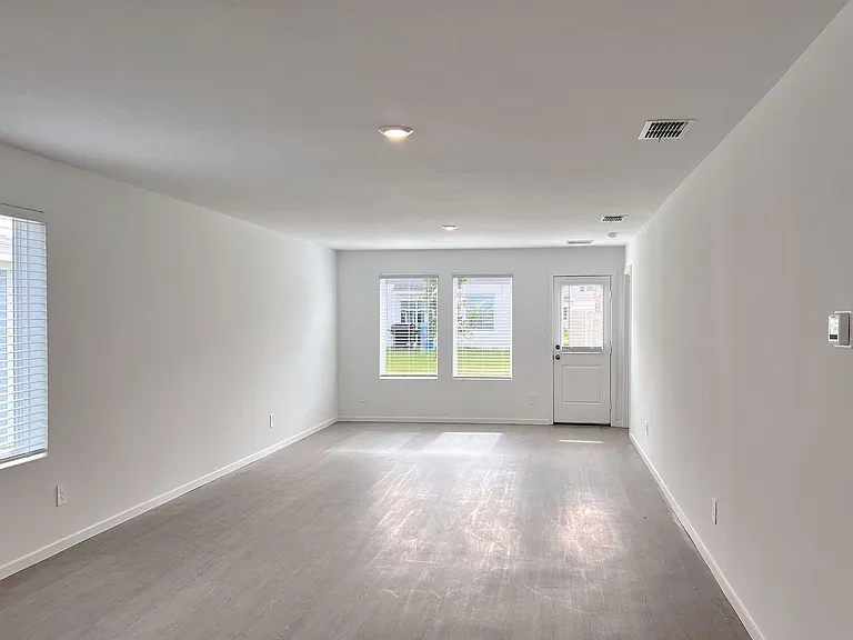 3443 Rover Rd — Photo 6