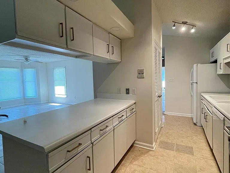 7368 Rose Terrace Ct — Photo 19