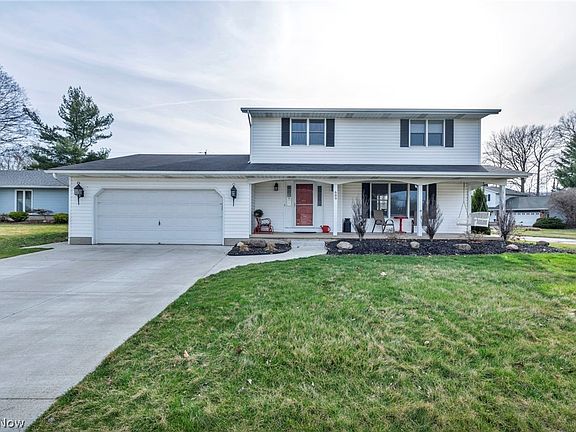 2nd image of 689 Appleseed Dr