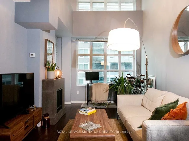 65 Liberty St #716 — Photo 8