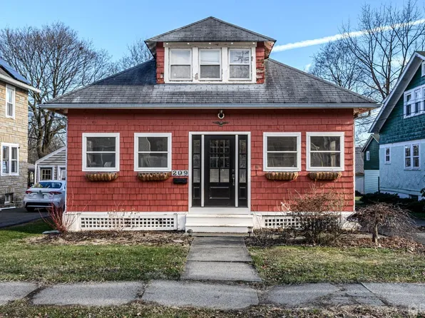 209 W Valley View Ave, Hackettstown, NJ 07840