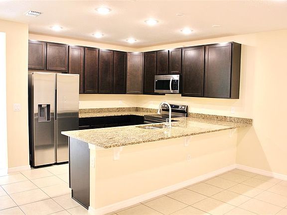4th image of 4723 Coral Castle Dr