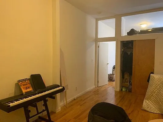 Rented by Sky Management | media 12