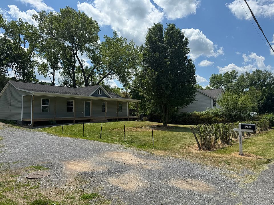 1st image of 1948 Henshaw Rd #1