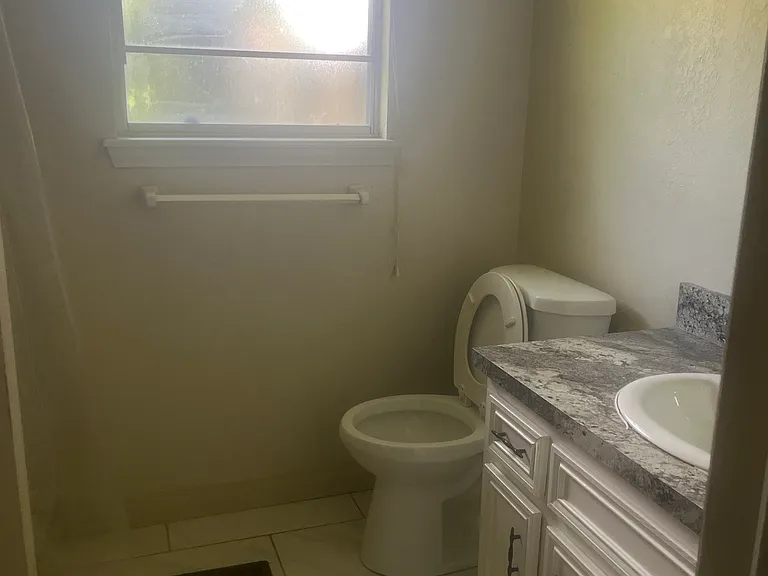 1409 N 24th West Pl — Photo 9
