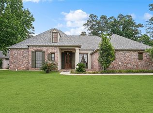 96 Woodstone Dr, Mandeville, LA 70471