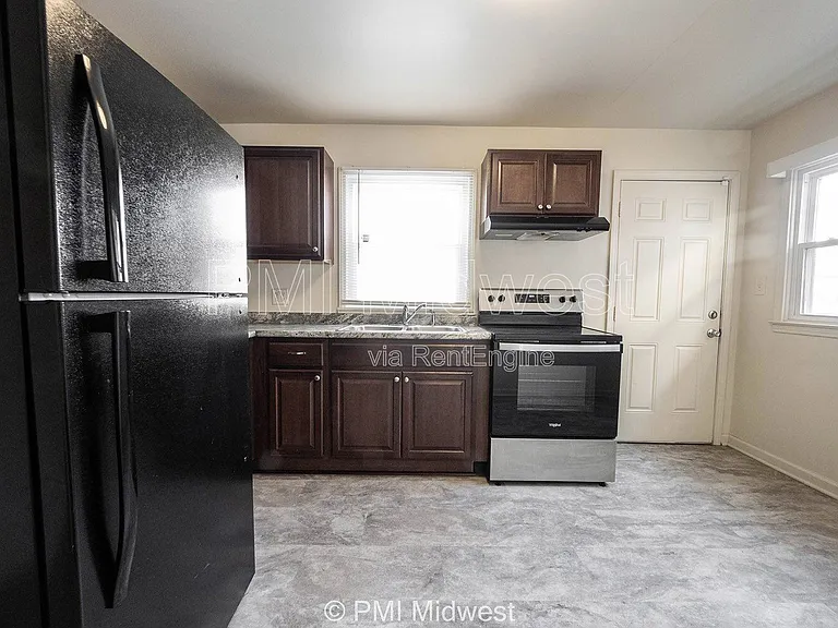 264 N Holmes Ave — Photo 6