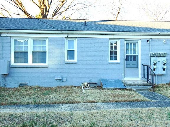 2nd image of 1400 Roslyn Dr Unit 7C