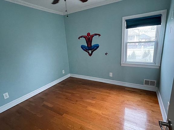 5th image of 11760 164th St Floor 1