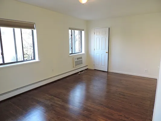 Rented by J Misrahi Realty Corp | media 1