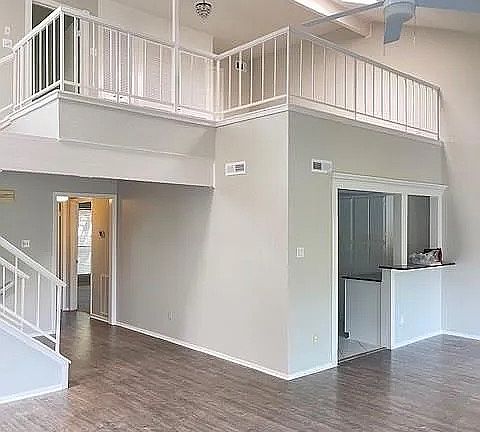 2nd image of 1821 Westlake Dr APT 125