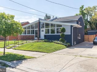 819 Kennedy St NW, Washington, DC 20011