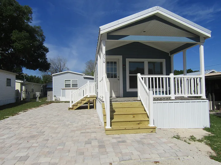 245 Oak Harbor Cp #245 — Photo 19