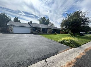 3949 Rio Vista Way, Klamath Falls, OR 97603