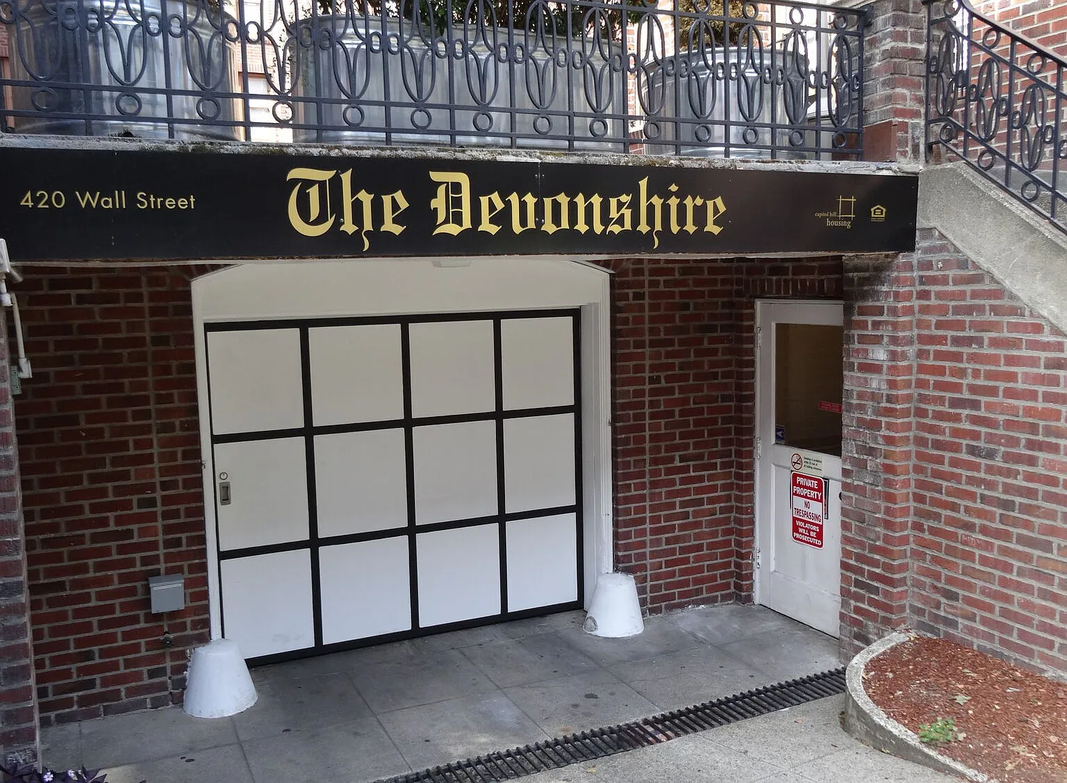 Devonshire — Photo 3