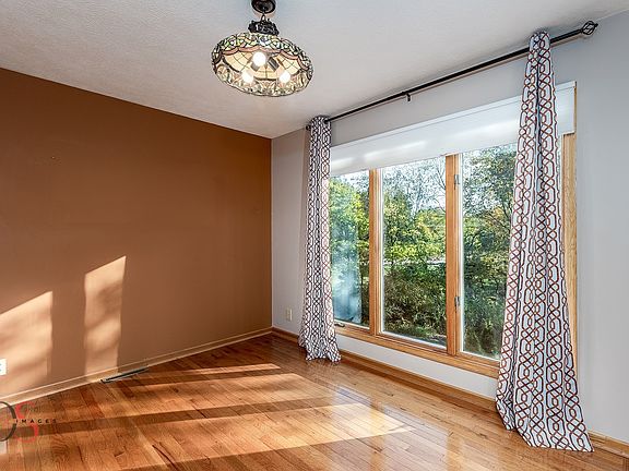 5th image of 2409 Reynolds Manor Dr #0