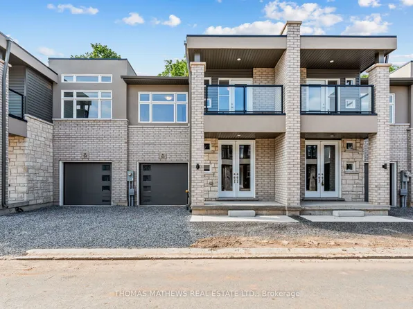 5672 Dorchester Rd #53, Niagara Falls, ON L2G 5S2