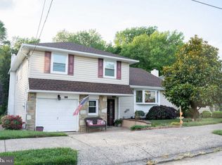 9712 Wynmill Rd, Philadelphia, PA 19115