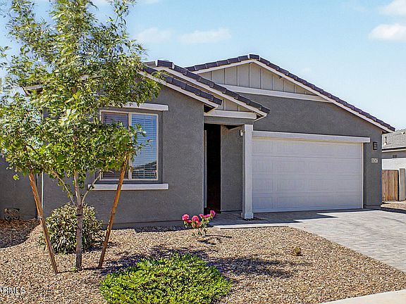 3rd image of 11247 E UNGER Avenue