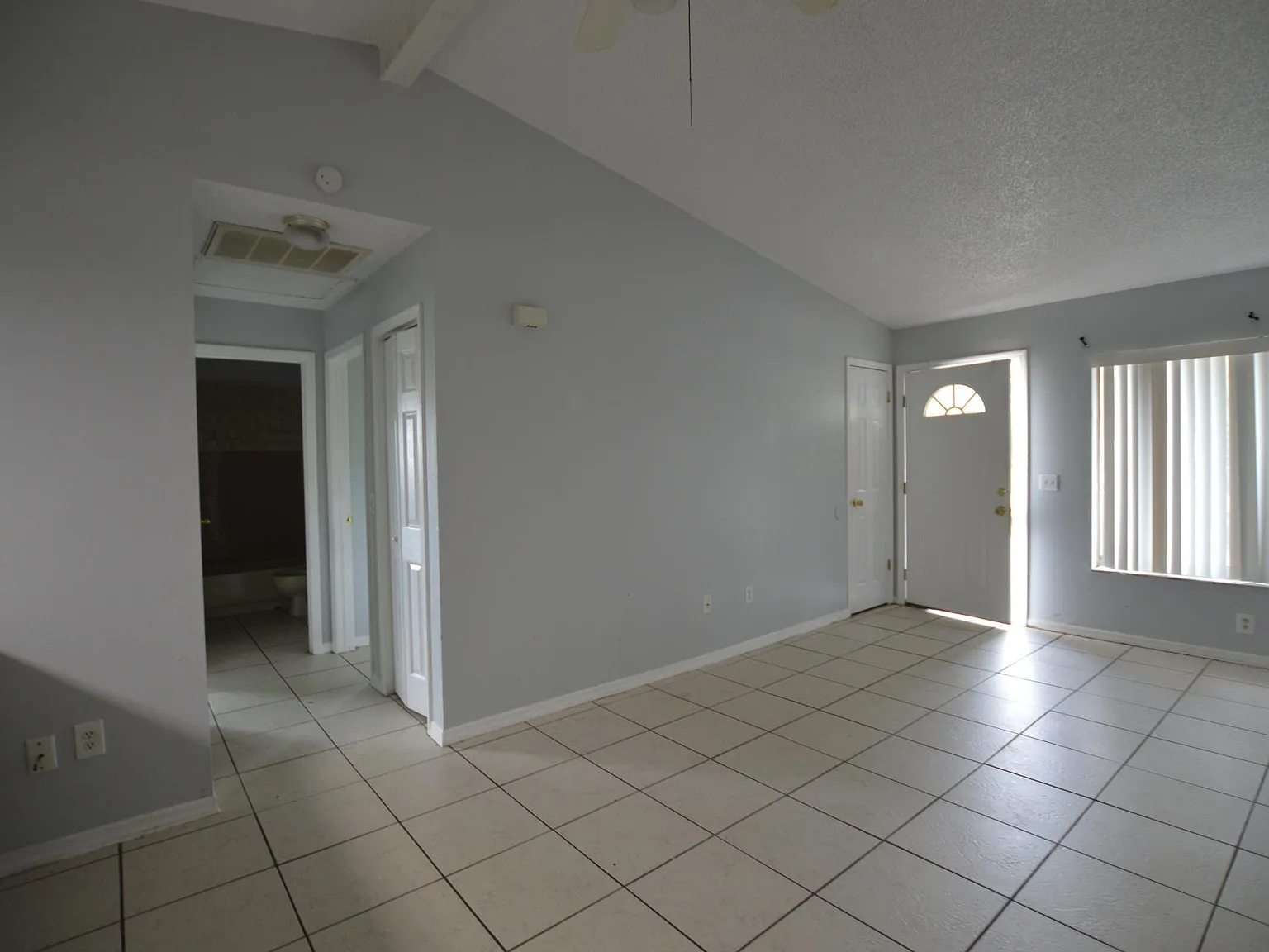 2 bed, 800 sqft, $1,250 — Photo 4