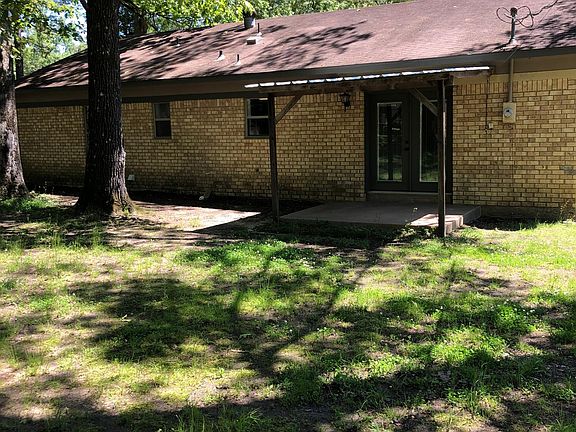 2nd image of 502 E Bobbies Cir