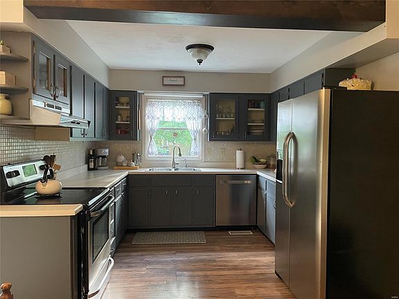 5th image of 107 Linda Ln