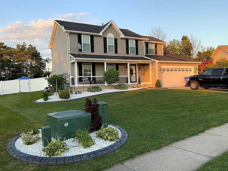 2nd image of 3399 Creekview Dr