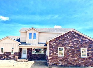 442 Valley Way, Bennett, CO 80102